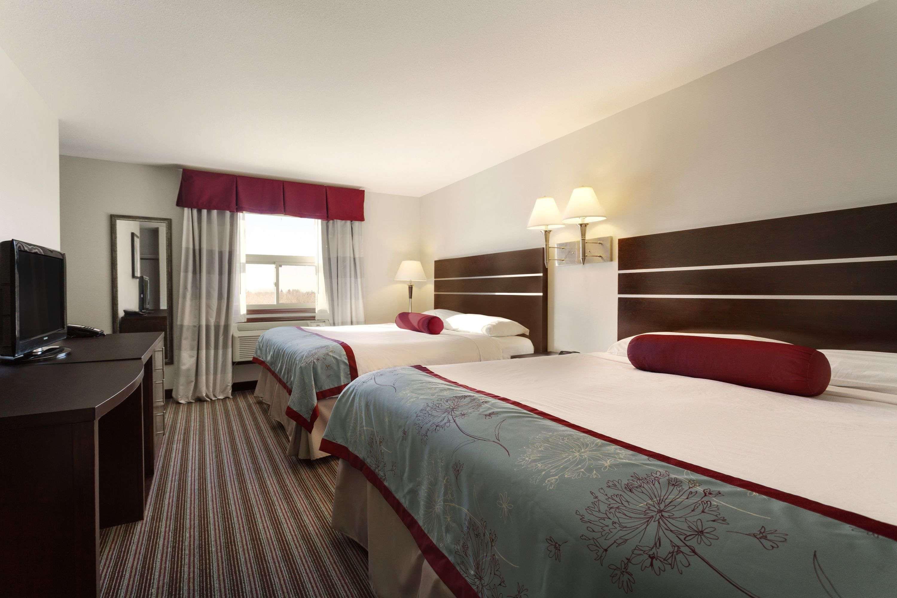 Hotel Super 8 By Wyndham Saskatoon Near Downtown Extérieur photo